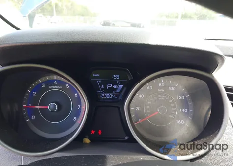 2015 Hyundai Elantra Se from USA, damaged, VIN KMHDH4AE2FU352408